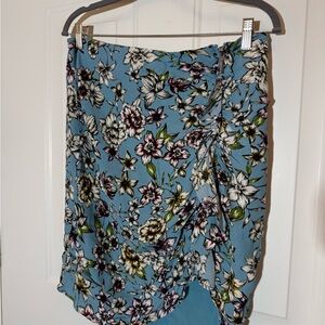 Guess Blue Floral Skirt- perfect for Spring Wardrobe Refresh- NWOT